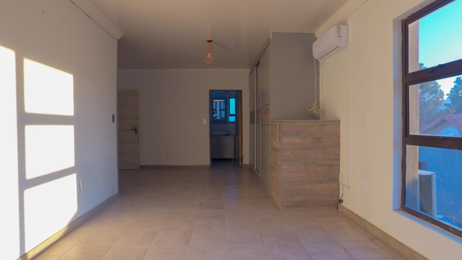 5 Bedroom Property for Sale in Waterkloof East North West